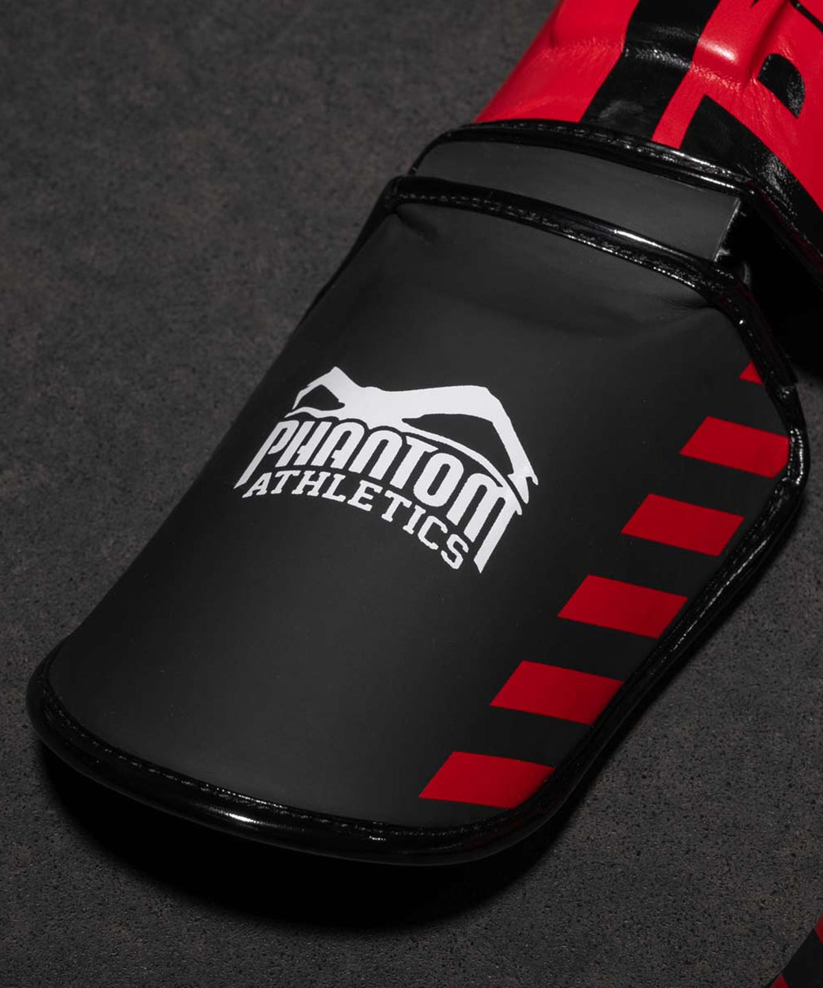 Phantom Athletics Apex Schienbeinschoner - Rot