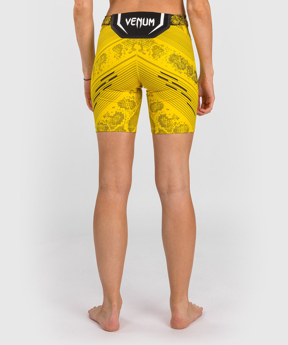 Short de compression Long Fit pour Femmes UFC Adrenaline by Venum Authentic Fight Night - Jaune
