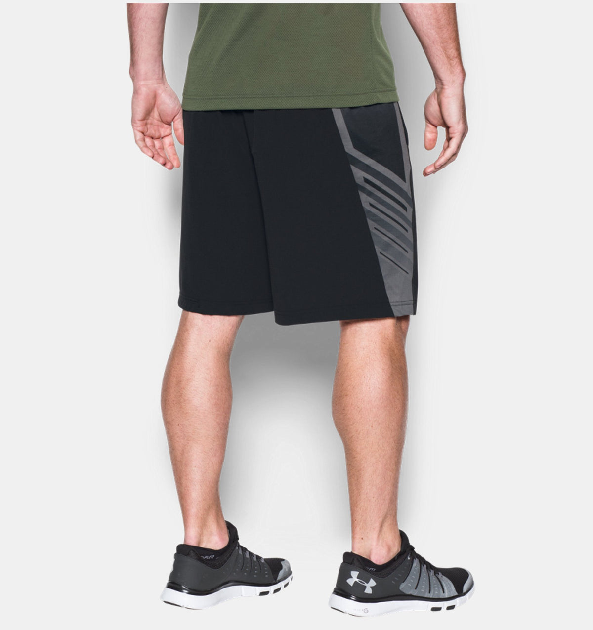 Under Armour Supervent Fightshorts – Schwarz