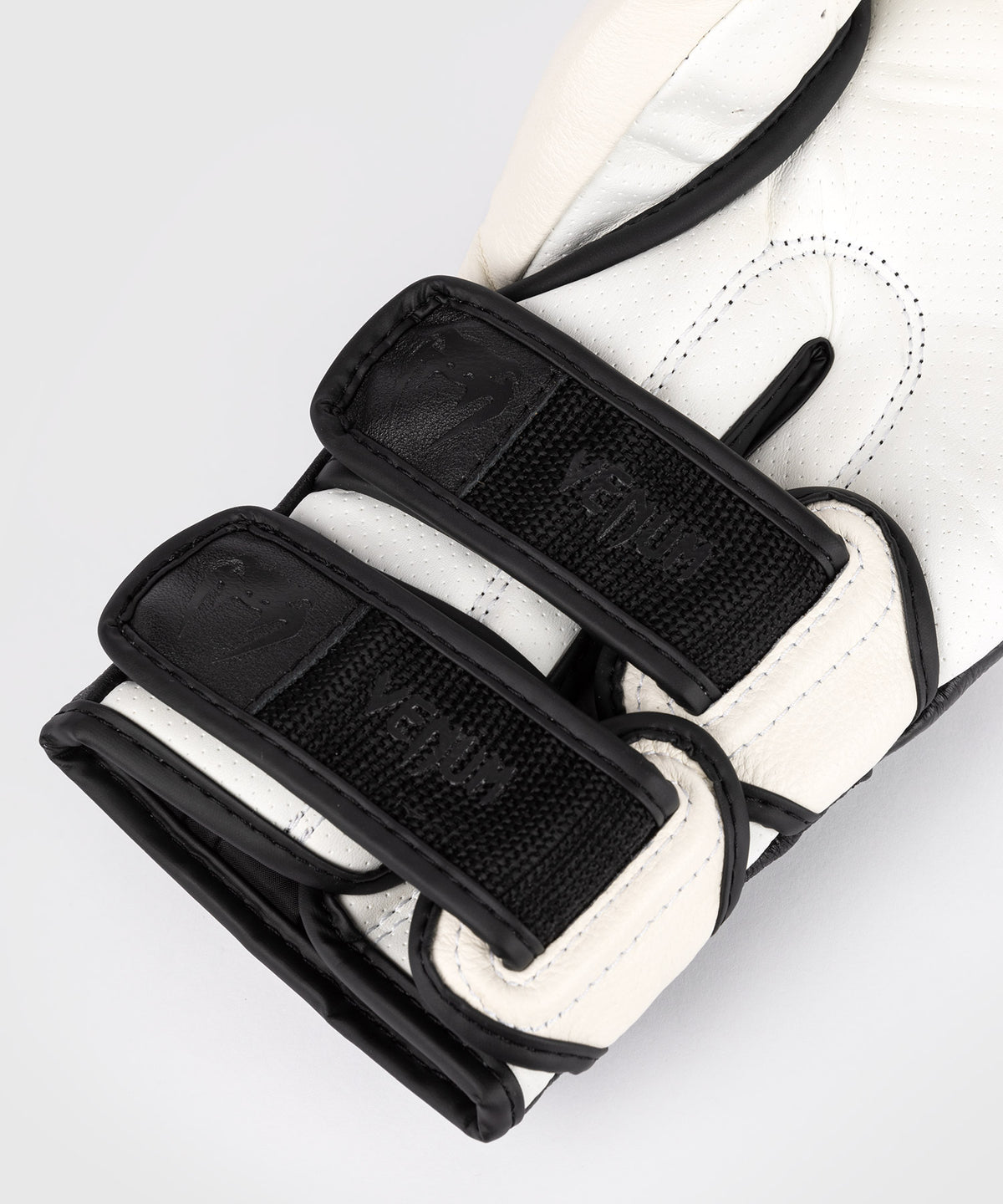 Venum Reverso Guantes de Boxeo - Blanco Nieve/Negro