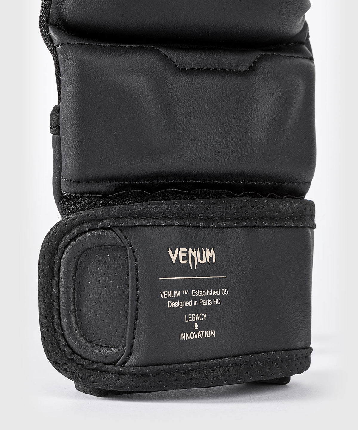Venum Impact Evo Guanti da sparring MMA - Nero