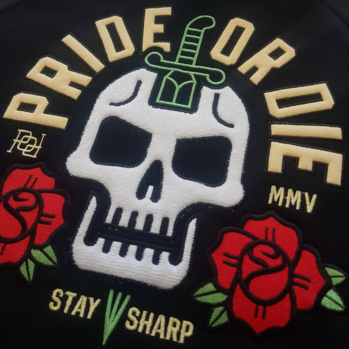 Pride Or Die Stay Sharp Sweatshirt - Schwarz