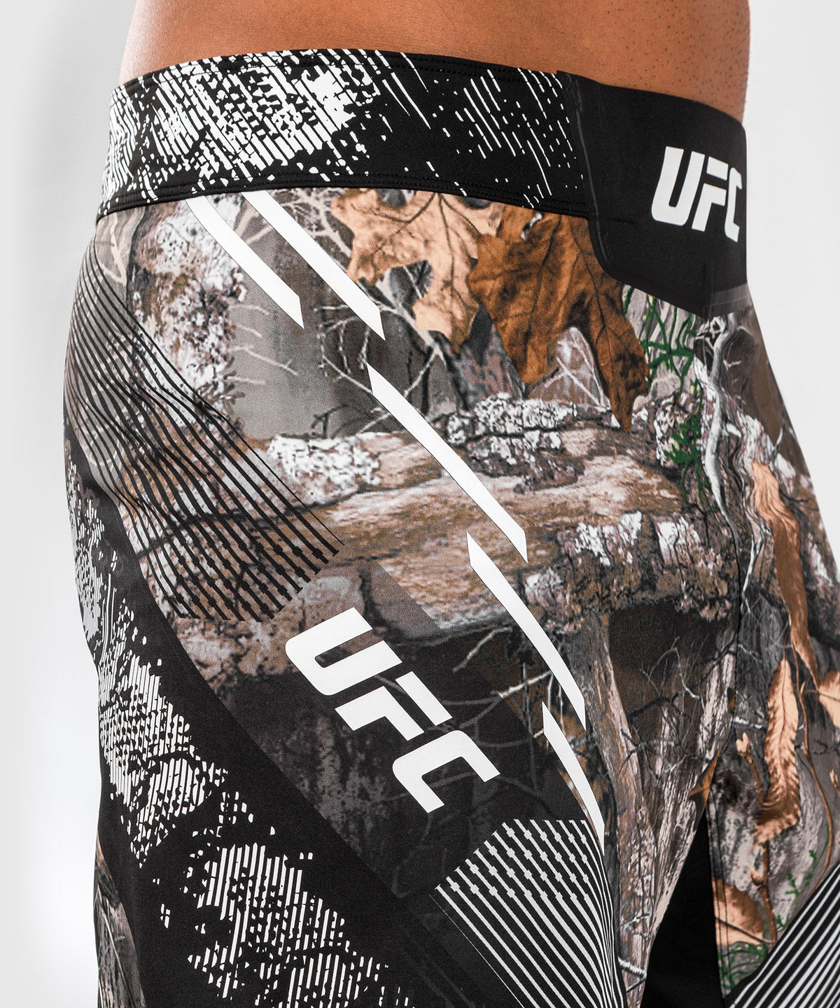Kampfshorts für Männer Realtree Camo UFC Adrenaline by Venum Fight Night - Long Fit
