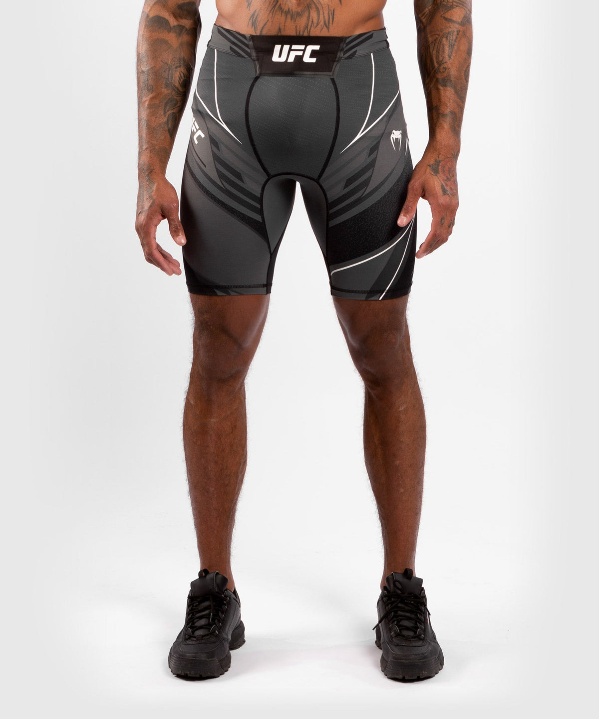 UFC Herren Kompressionsshorts Venum Authentic Fight Night - Long Cut - Schwarz