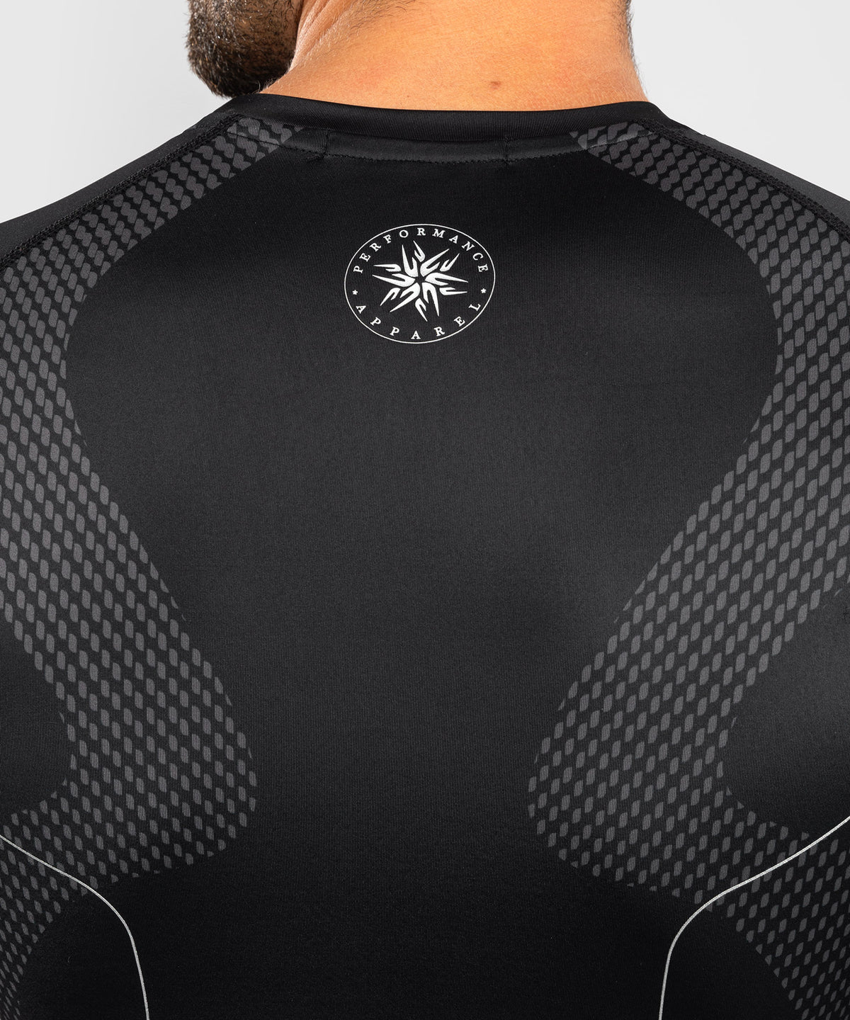 Venum Nexus Long Sleeve Rashguard - Black/Silver