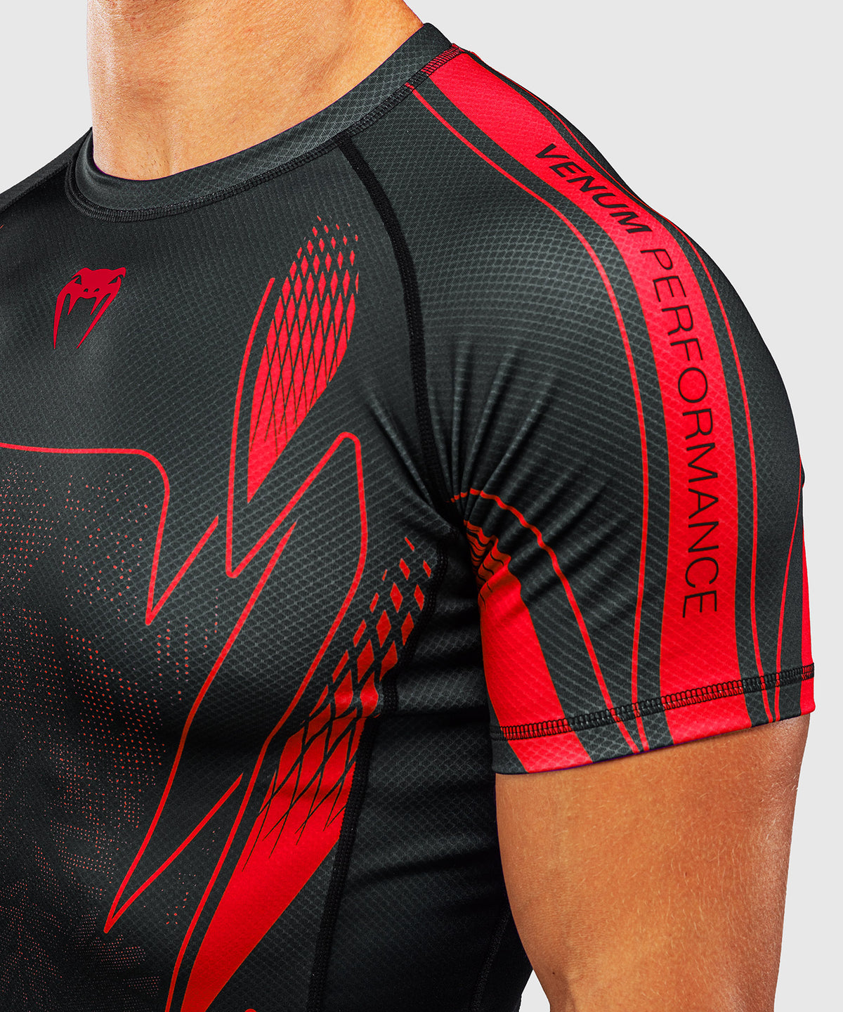 Venum Amazonia Reborn Maglia a compressione a maniche corte - Nero/Rosso
