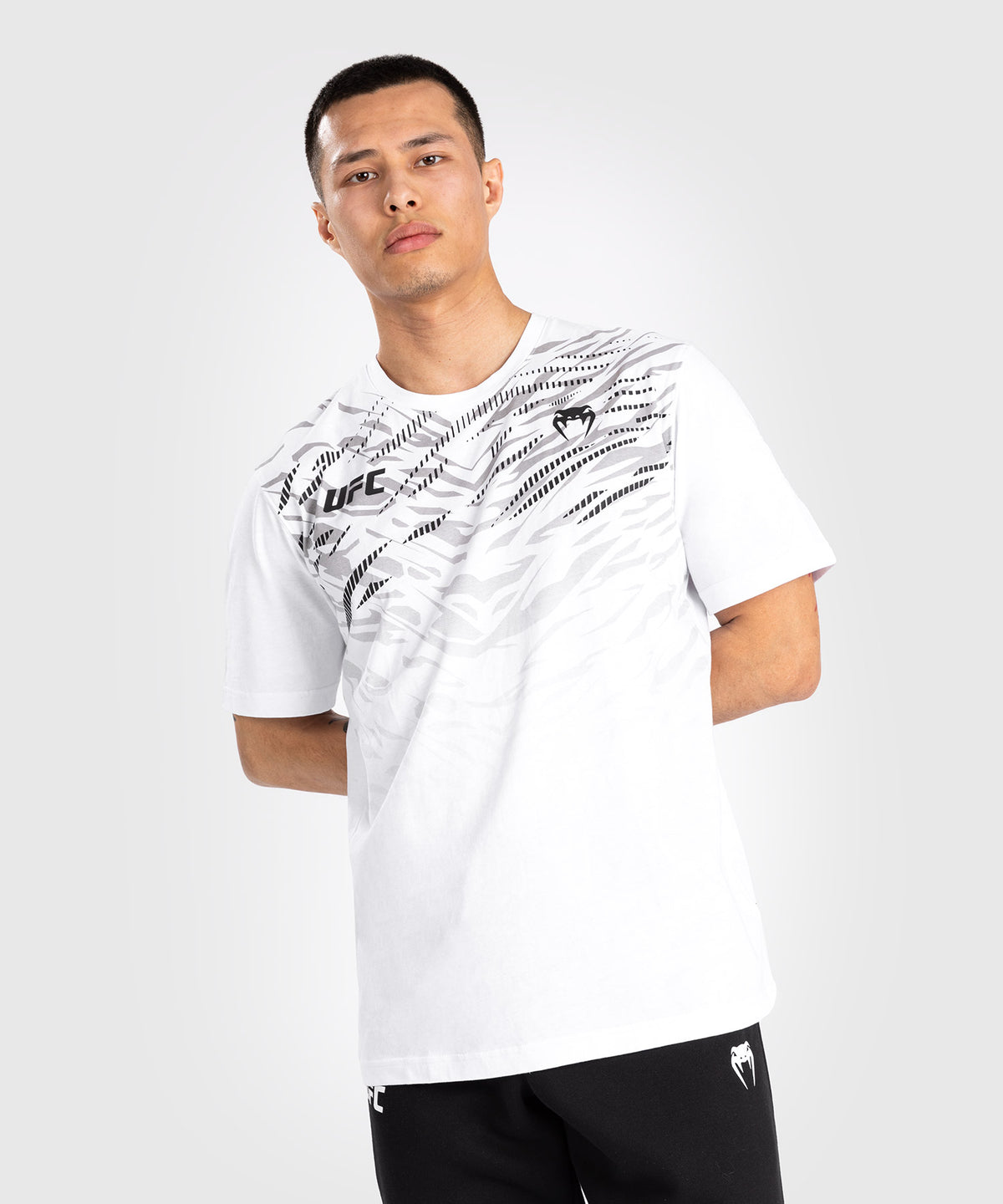 UFC Fusion by Venum Replica Herren Kurzarm T-Shirt - Weiß