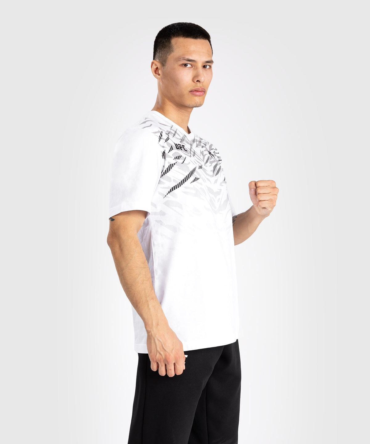 UFC Fusion by Venum Replica Herren Kurzarm T-Shirt - Weiß