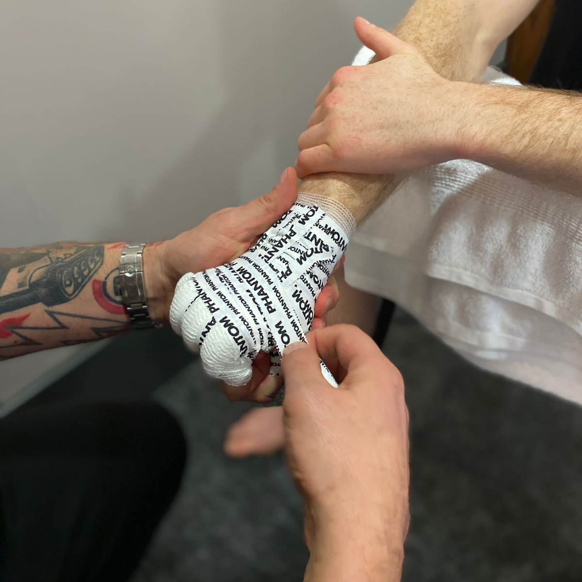 Phantom Athletics Bandas Deportivas Adhesivas – Blanco