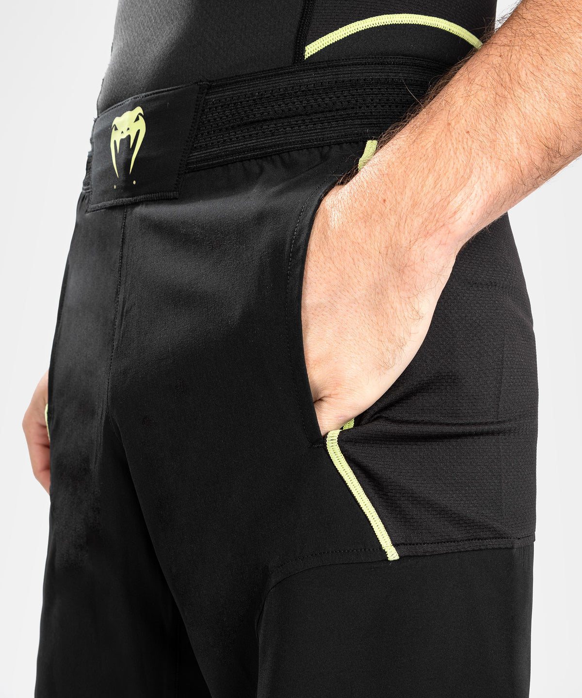 Short de combat Venum Fusion 2.0 - Noir/Jaune
