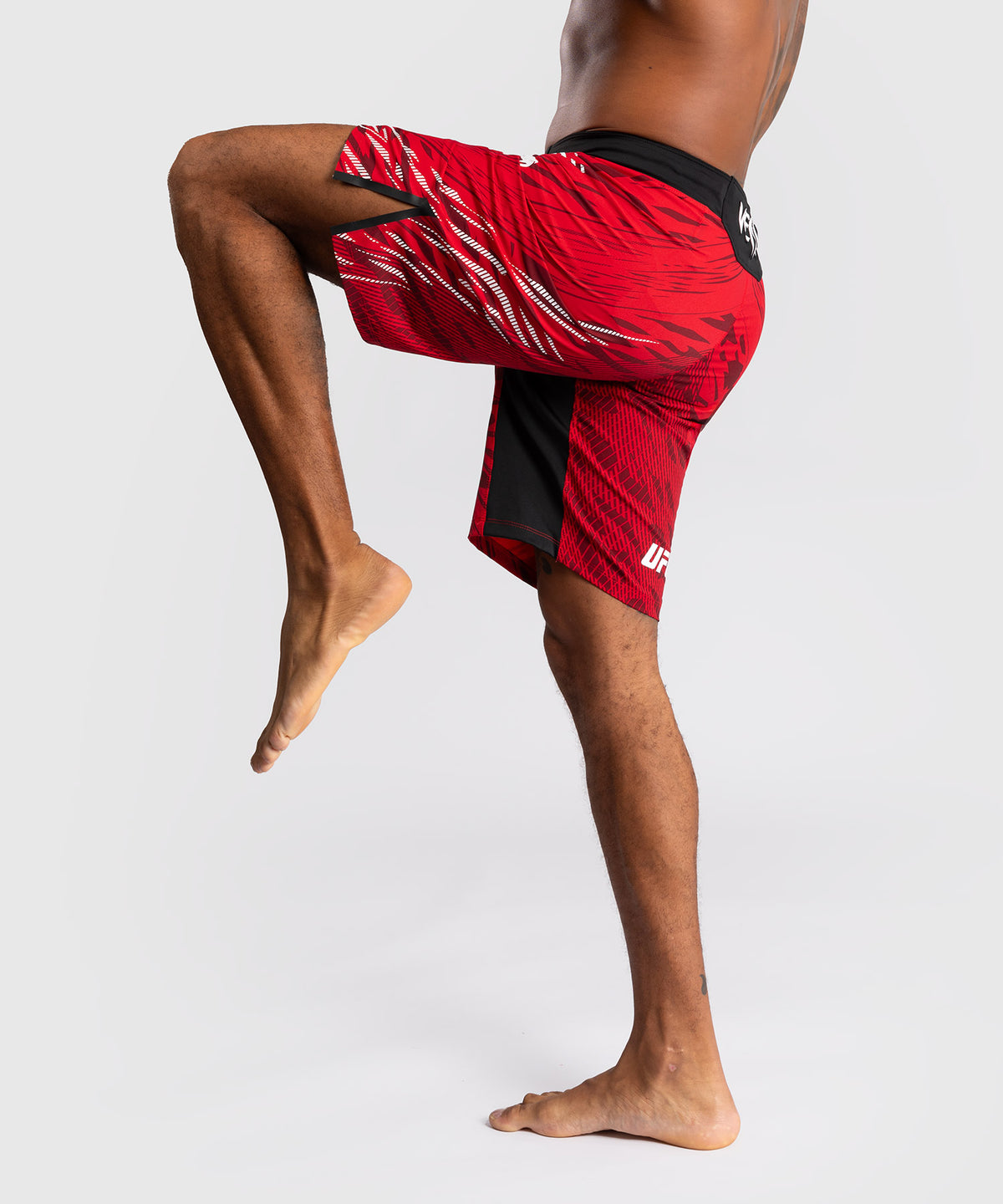 UFC Fusion by Venum Authentic Fight Night Shorts da Lotta per Uomo - Fit Largo - Rosso