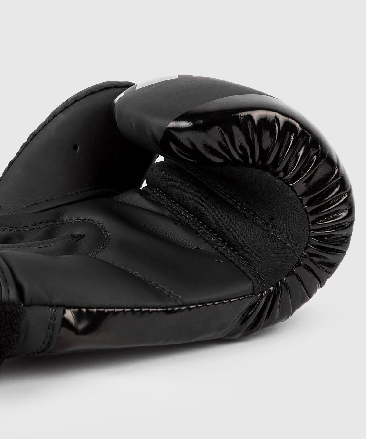 Gants de boxe Venum Contender Shockwave – Noir