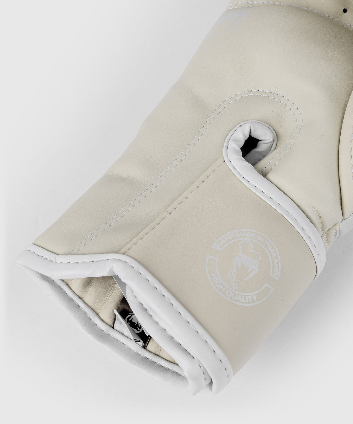 Venum Elite Boxing Gloves - White/Ivory