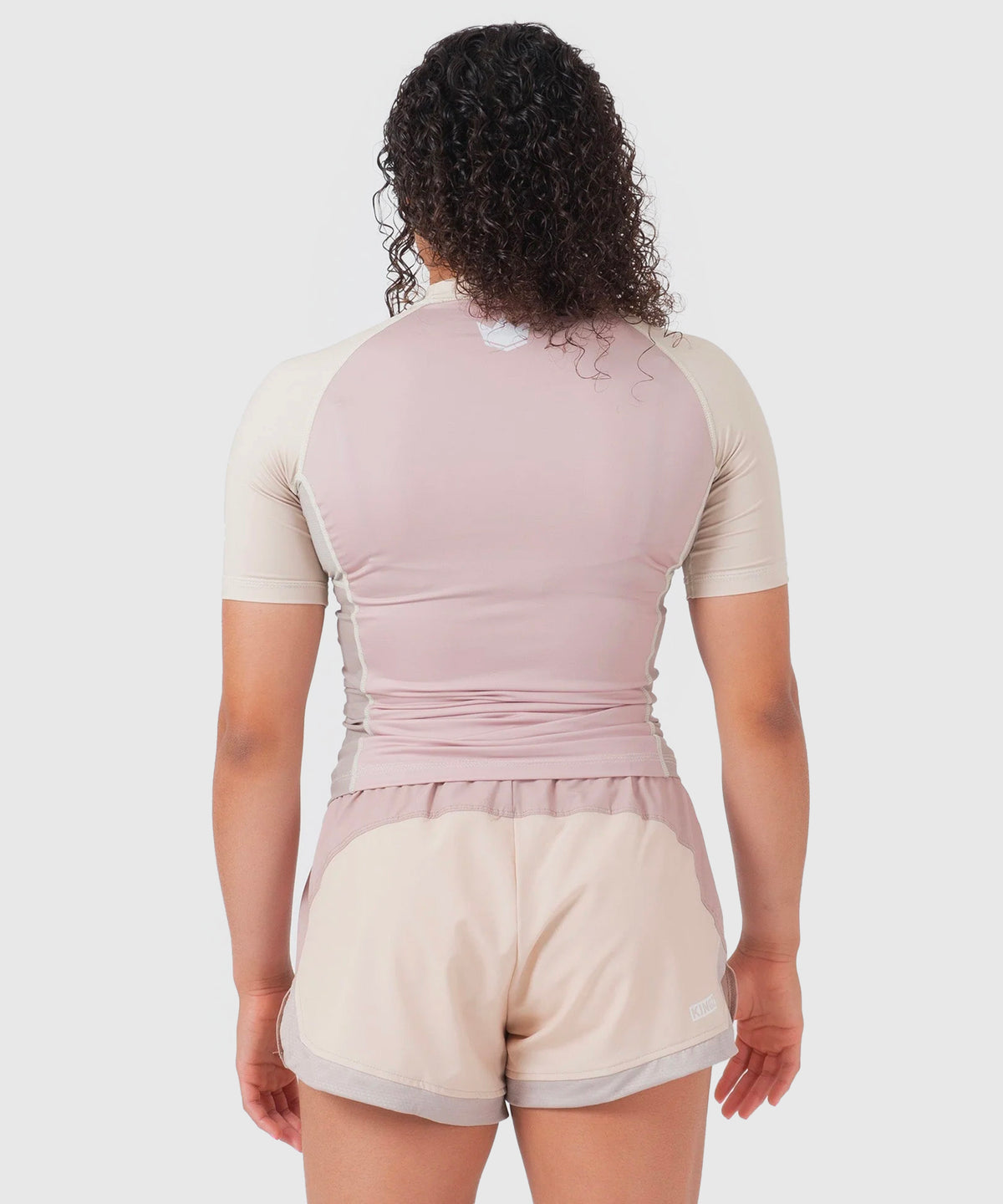 Kingz Terra Rashguard de Manga Corta para Mujer - Rosa/Beige