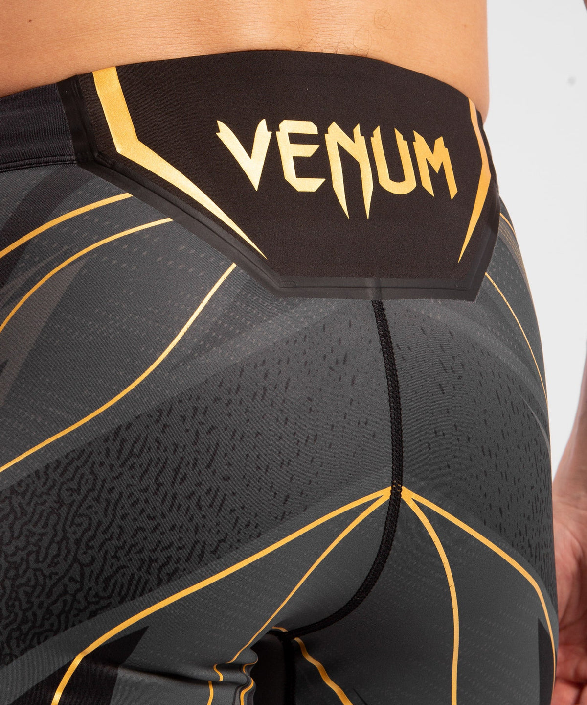 Short de compression pour Hommes UFC Venum Authentic Fight Night - Coupe Courte - Champion