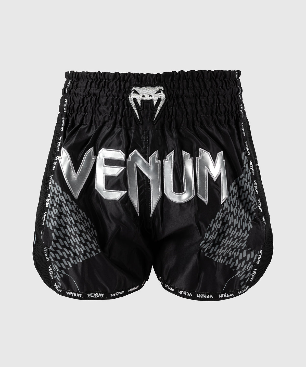 Venum Nexus Pantalones Cortos de Muay Thai – Negro/Plata