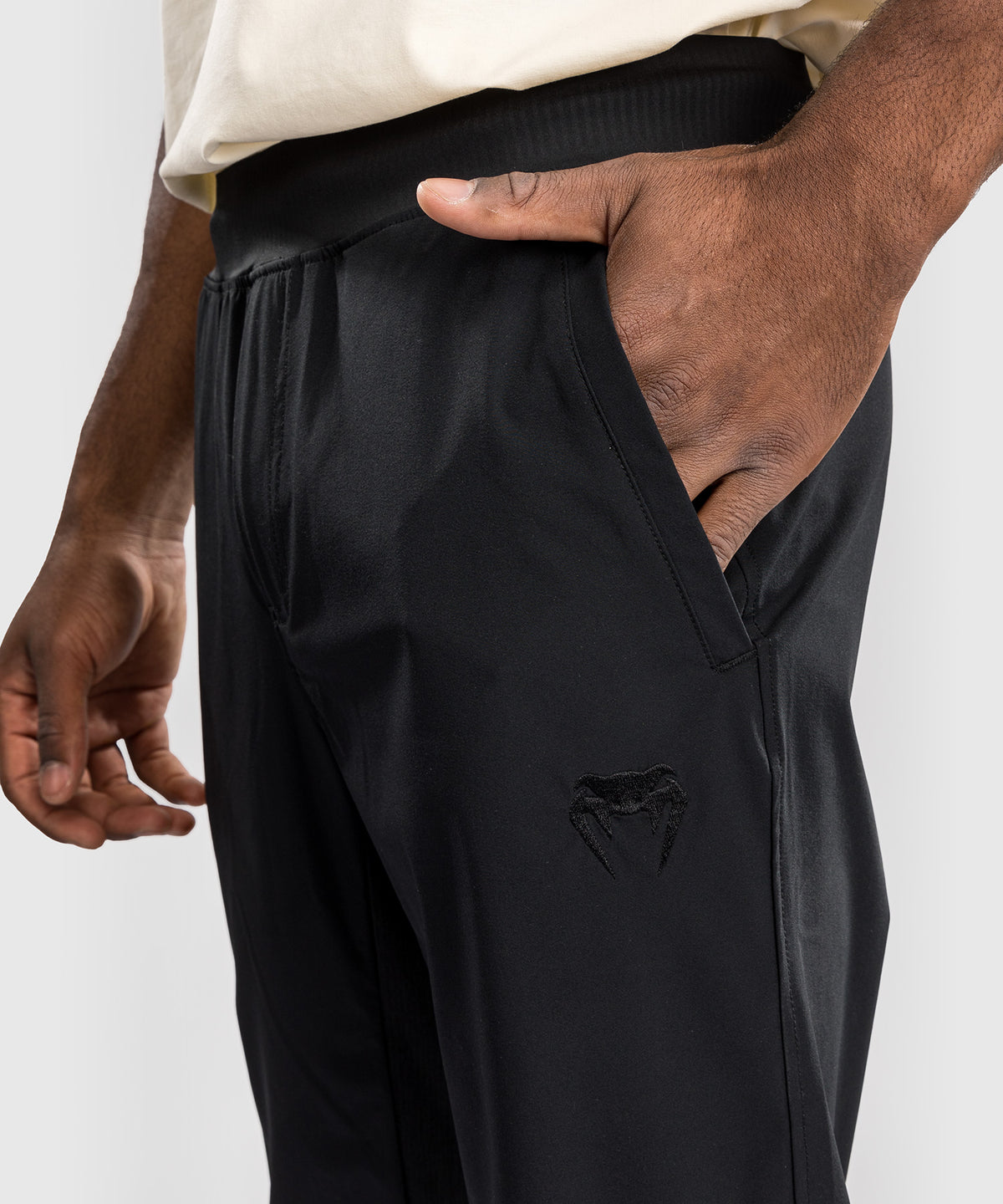 Venum Fly Joggers - Deep Black