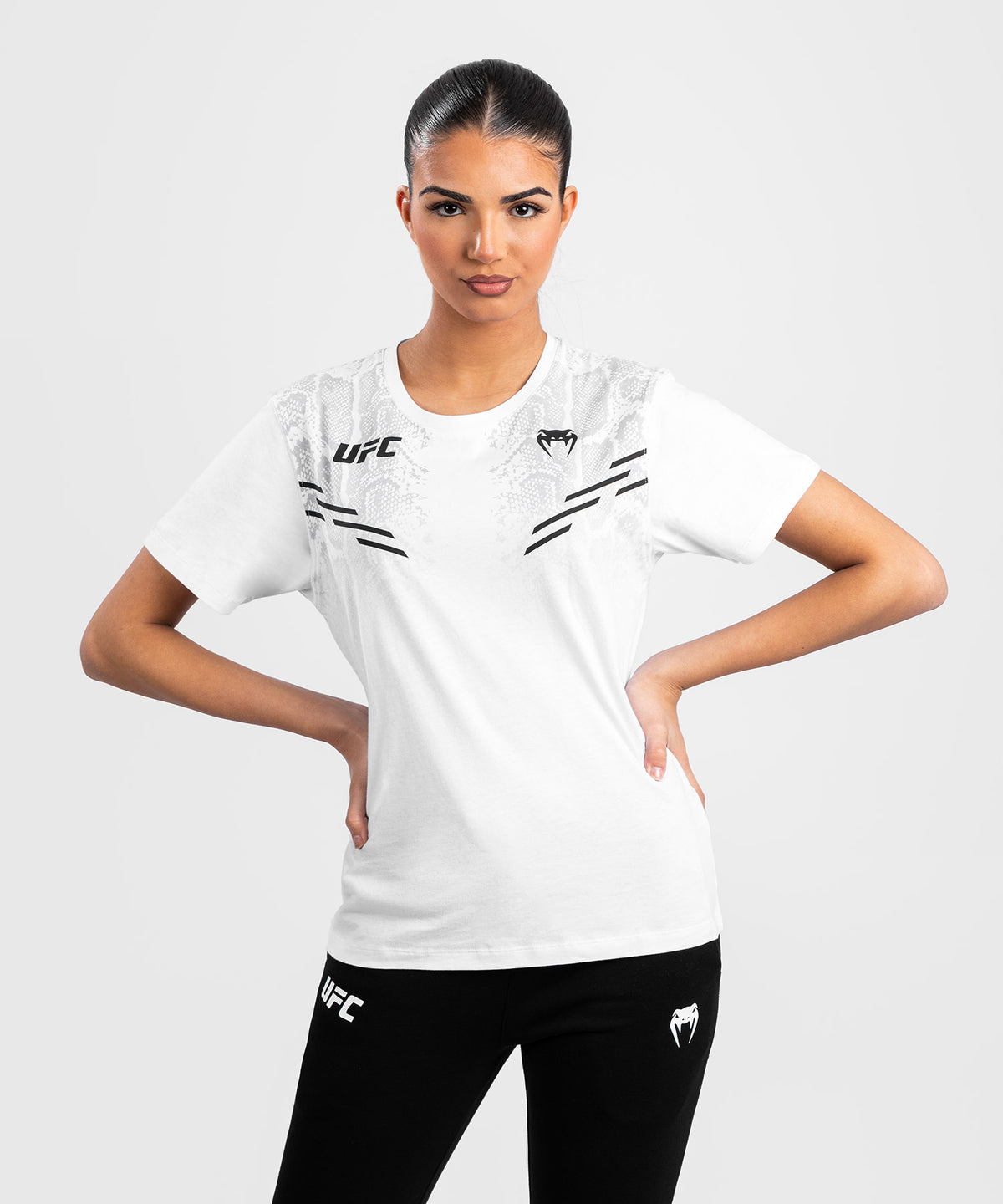 UFC Adrenaline by Venum Replica Kurzarm-T-Shirt für Frauen - Weiß