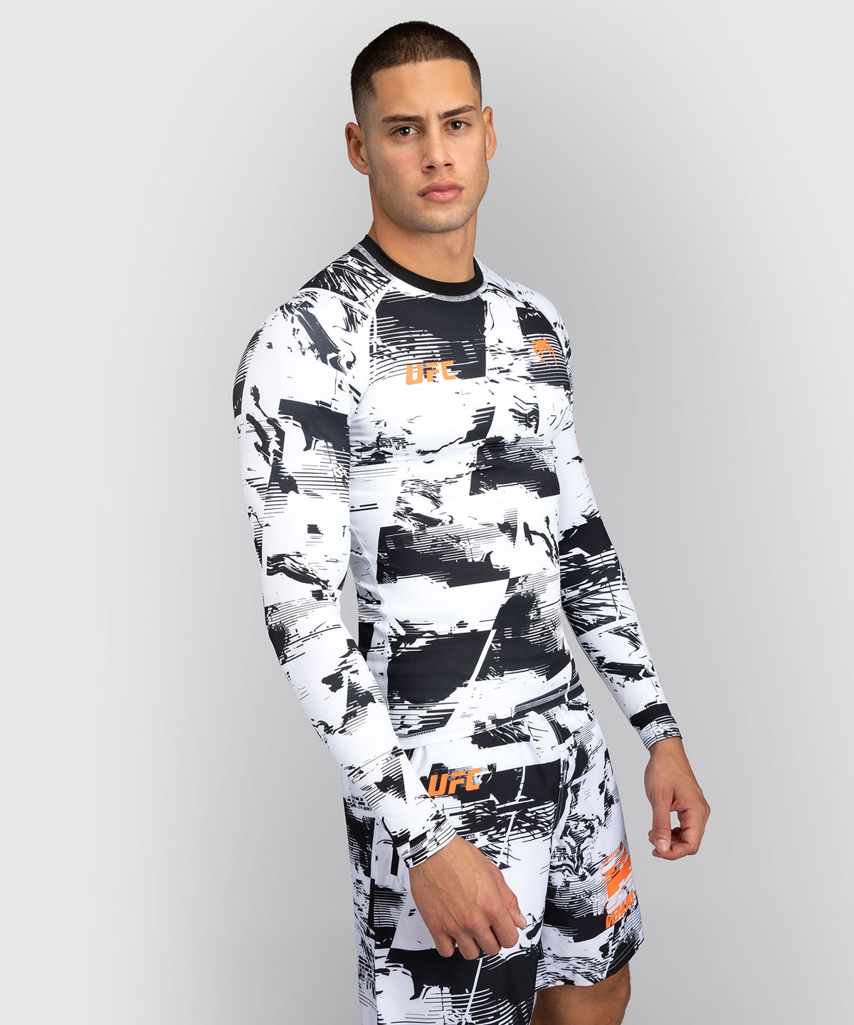 UFC Zenith by Venum Authentic Fight Week Rashguard maniche lunghe Performance Uomo - Bianco