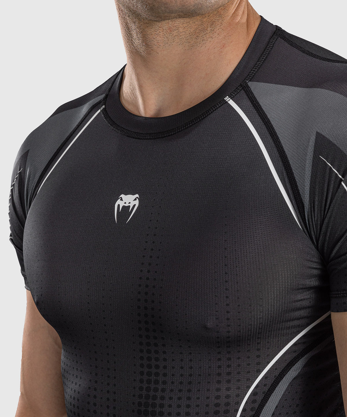 Rashguard à Manches Courtes Venum Stealth – Noir/Blanc