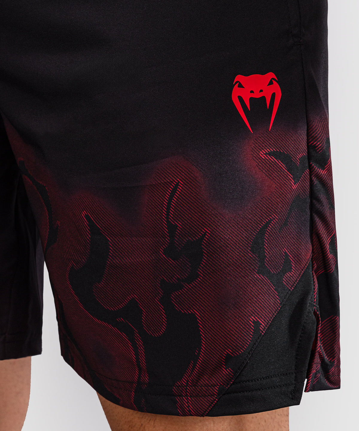 Venum Spectre Trainingsshorts – Schwarz/Rot