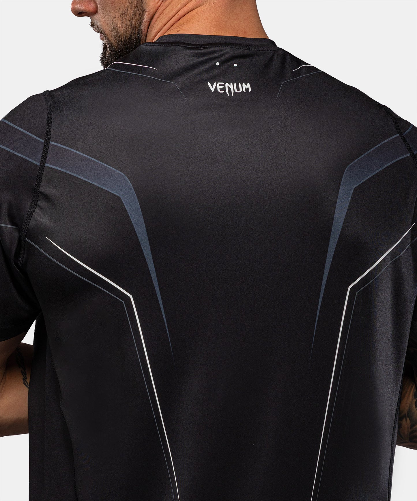 Venum Streamline Camiseta Dry Tech – Negro/Blanco