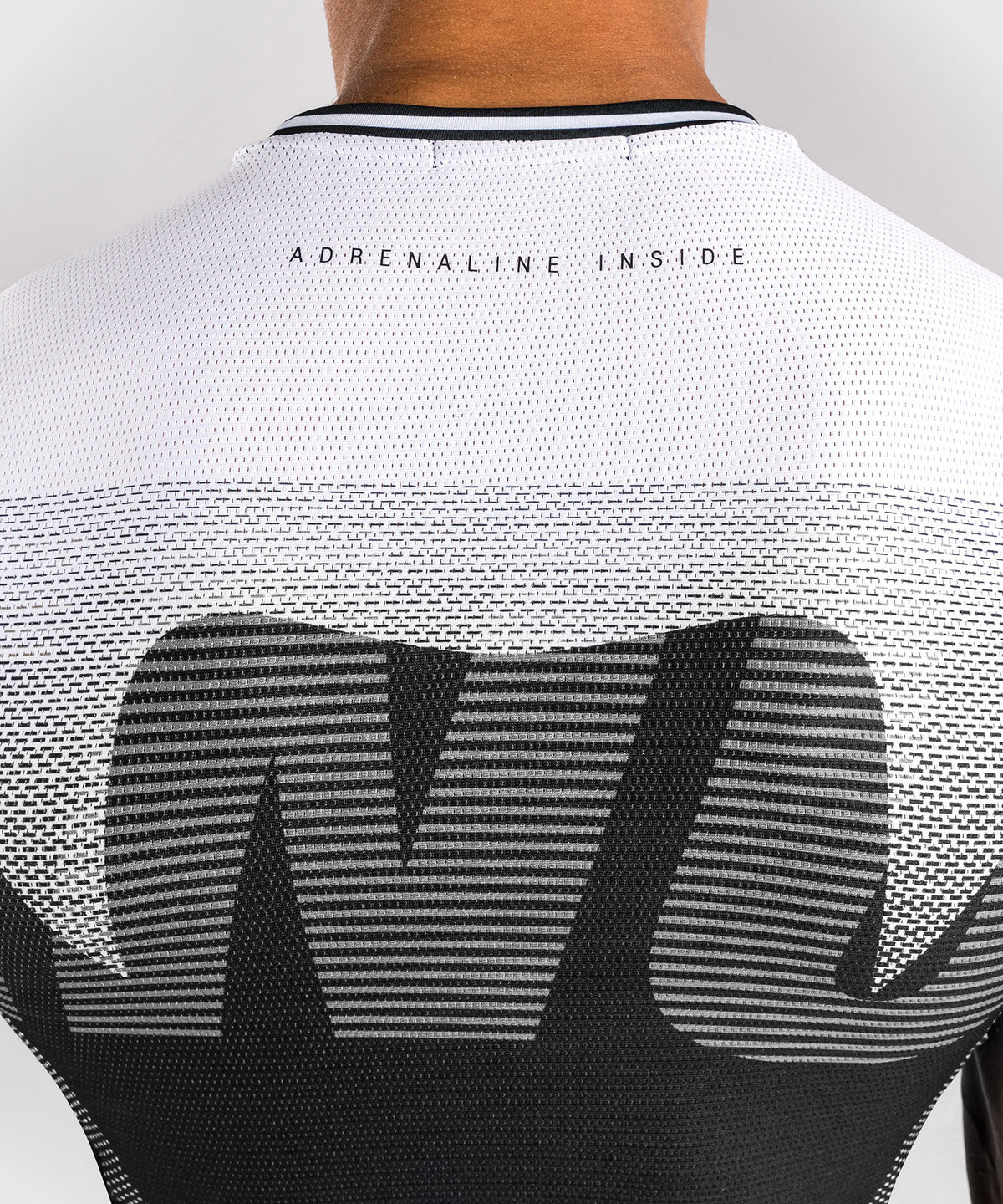 Rashguard Sans Manches Venum Adrenaline – Noir/Gris Argenté