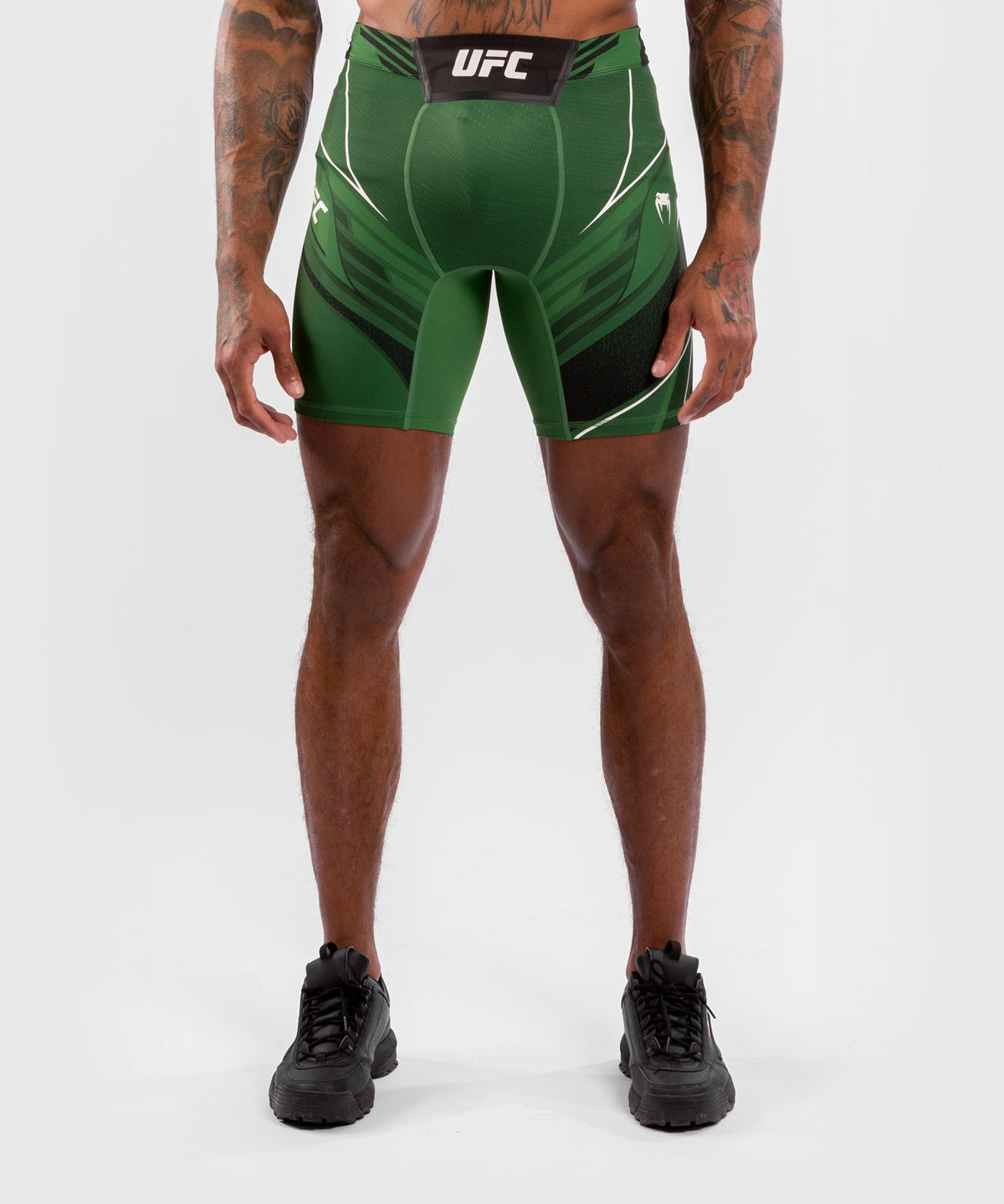 UFC Herren Kompressionsshorts Venum Authentic Fight Night - Long Cut - Grün