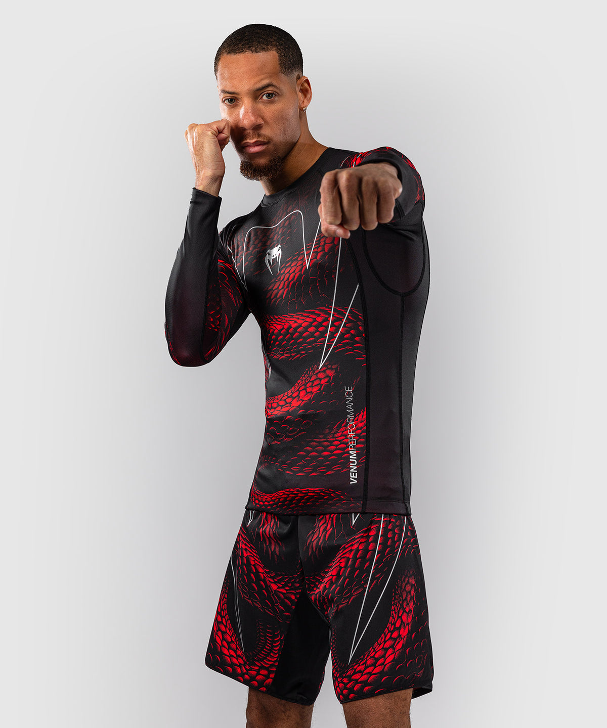 Rashguard à Manches Longues Venum Matupa - Noir/Rouge/Argent