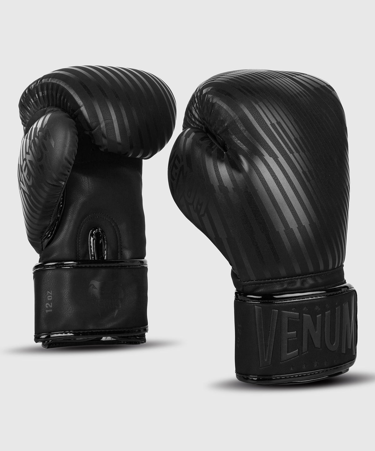 Guantoni da boxe Venum Plasma - Neri/Neri