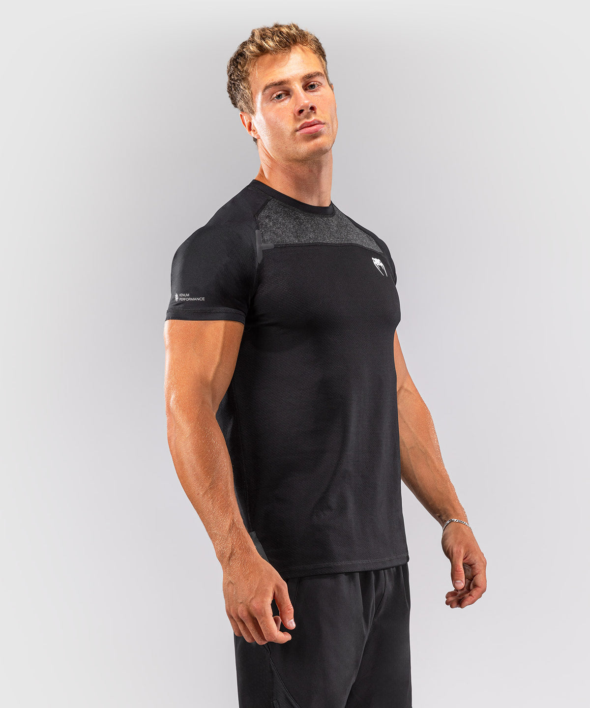 Venum G-Fit Scale Camiseta Dry Tech - Negro