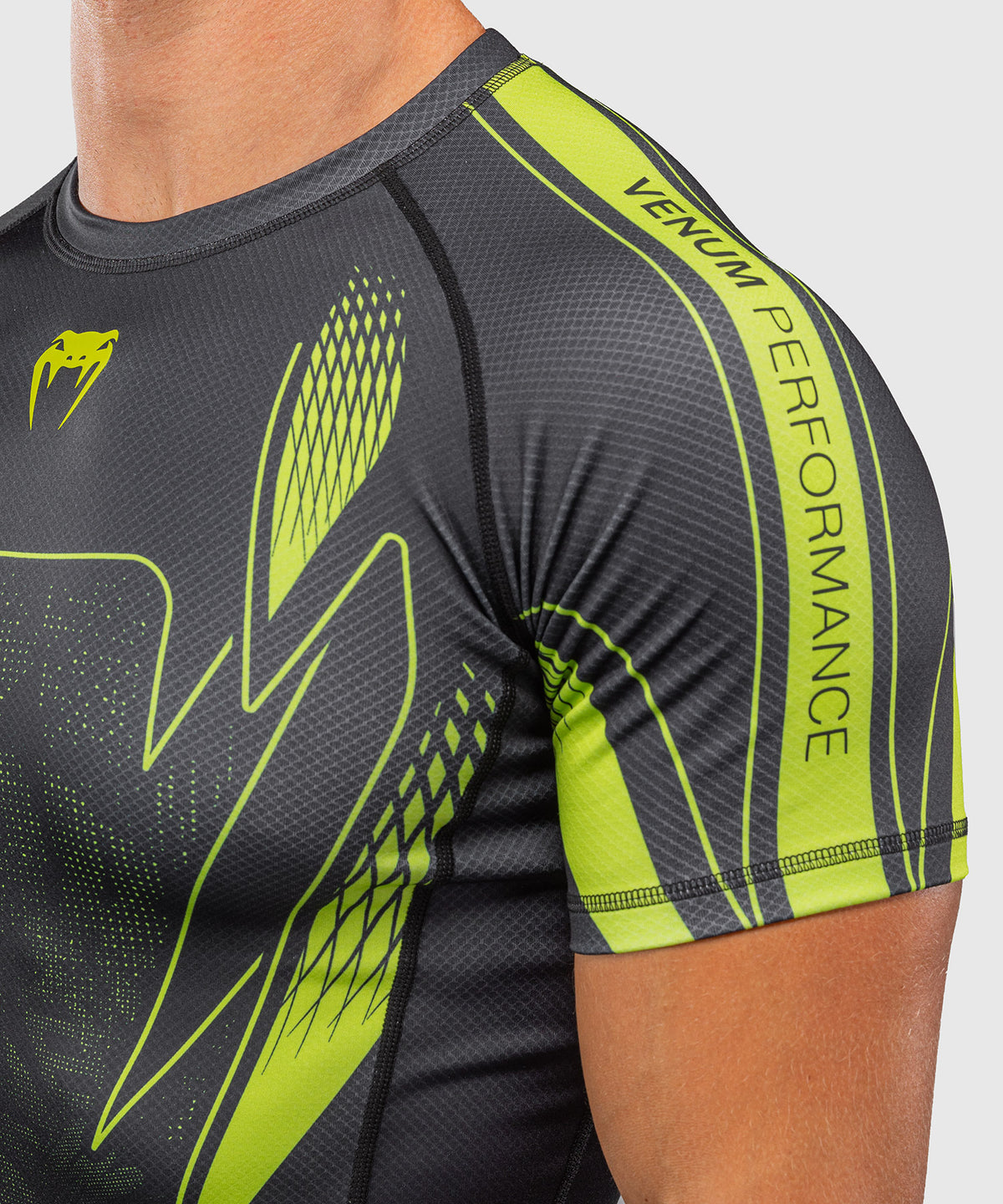 Venum Amazonia Reborn Maglia a compressione a maniche corte - Nero/Verde