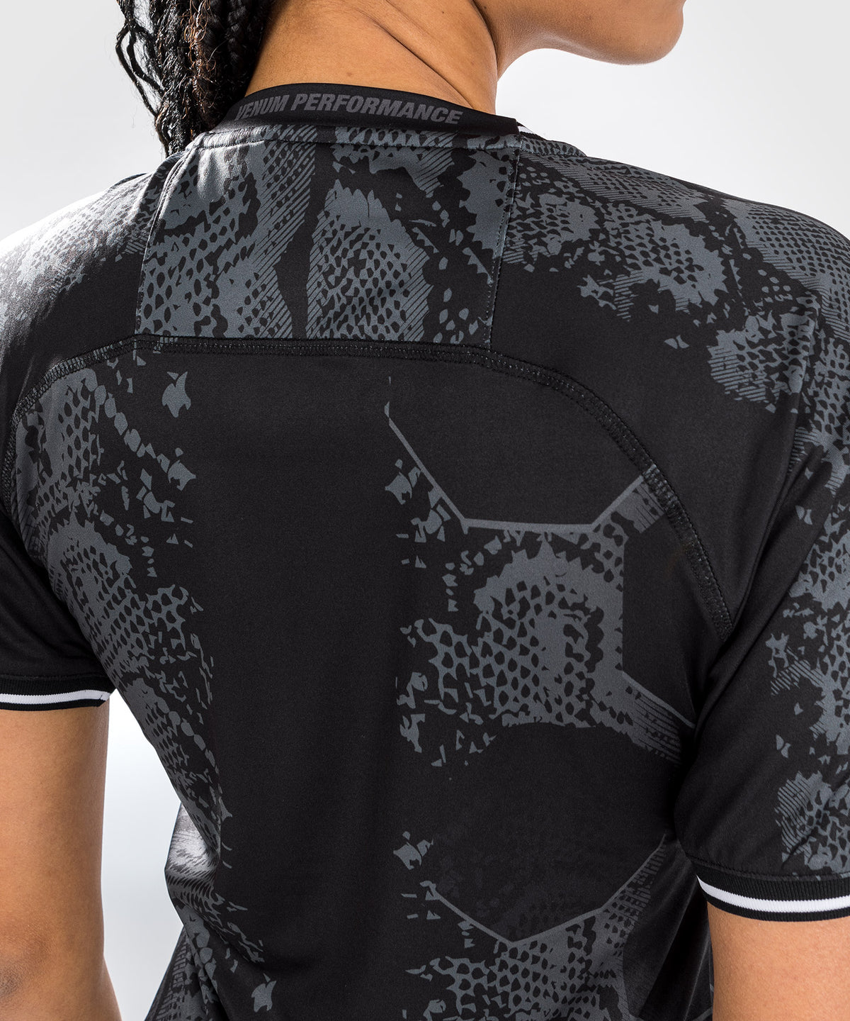 UFC Adrenaline by Venum Authentic Fight Night Walkout-Trikot für Frauen - Schwarz