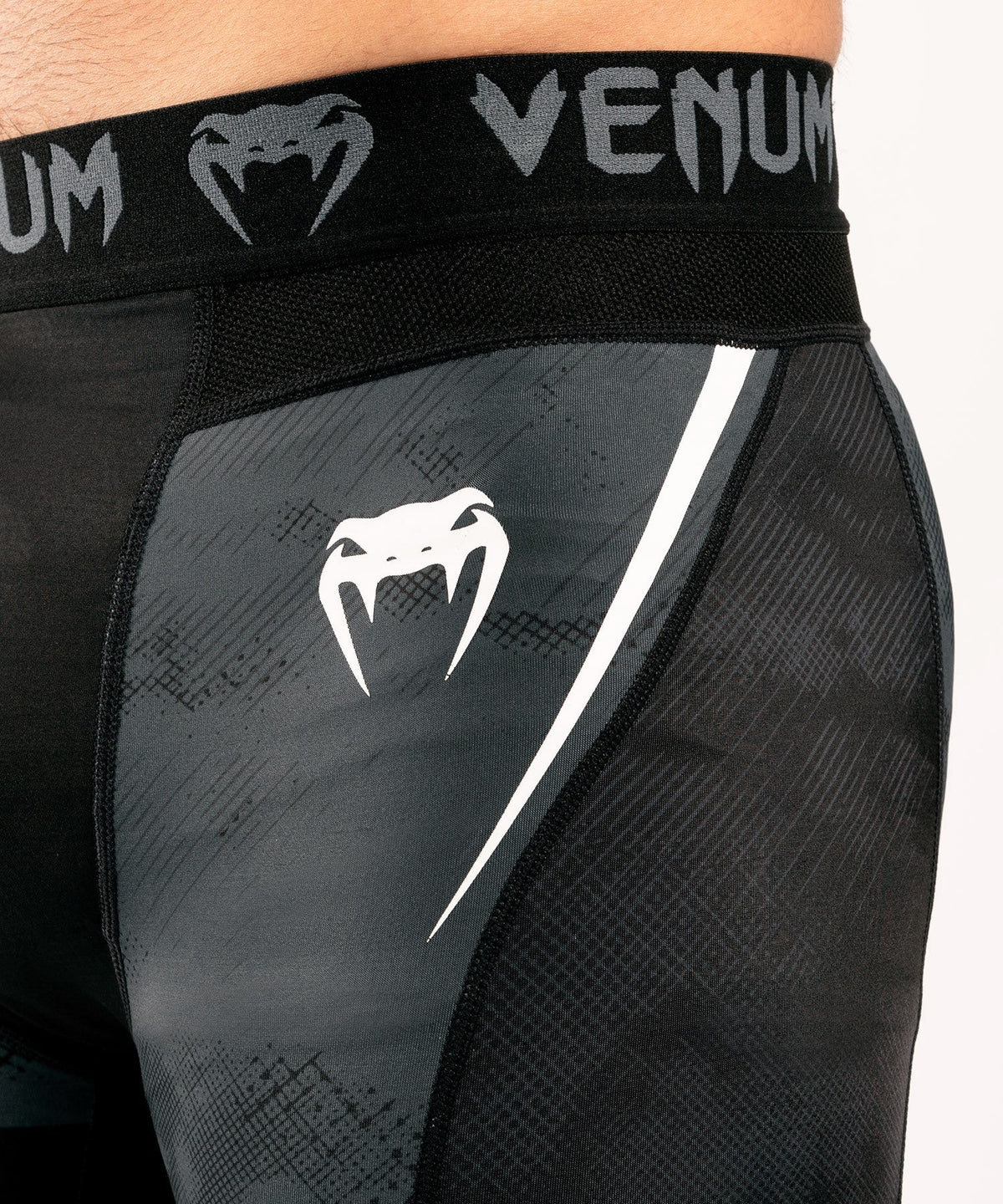 Short de Compression Venum Sky247 - Noir/gris