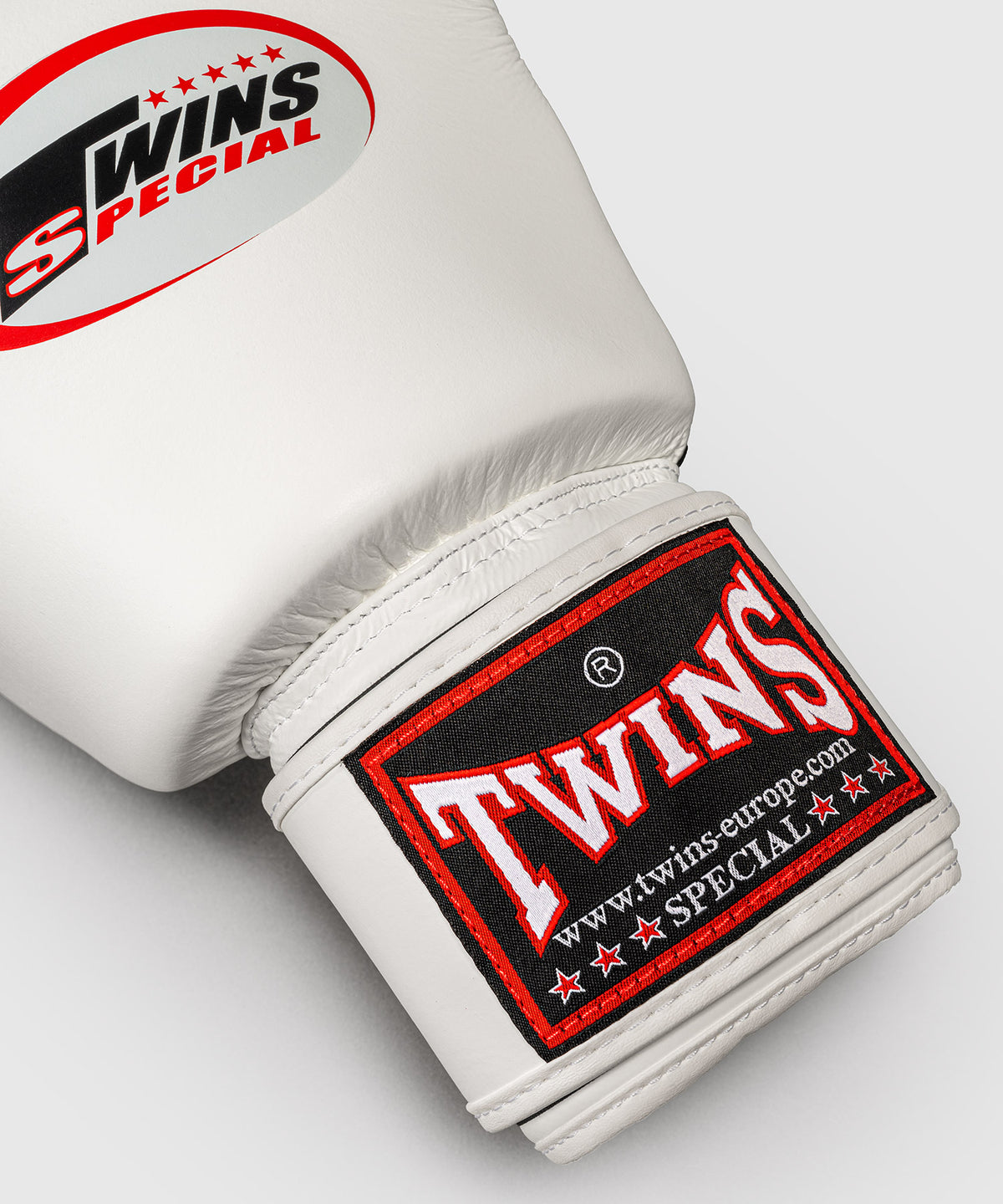Twins BGVL3 Air Guantoni da Boxe - Bianco/Nero