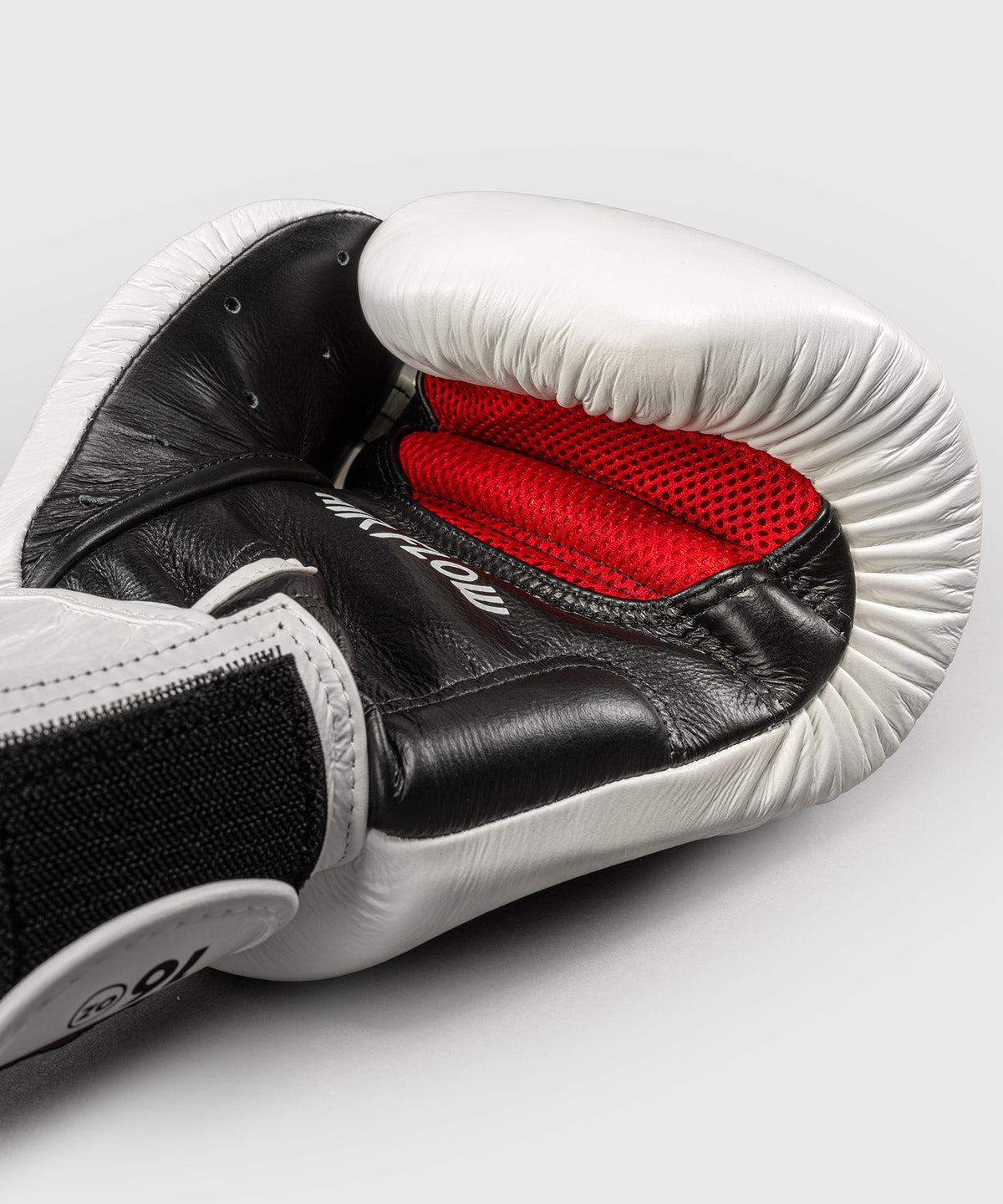 Twins BGVL3 Air Guantoni da Boxe - Bianco/Nero
