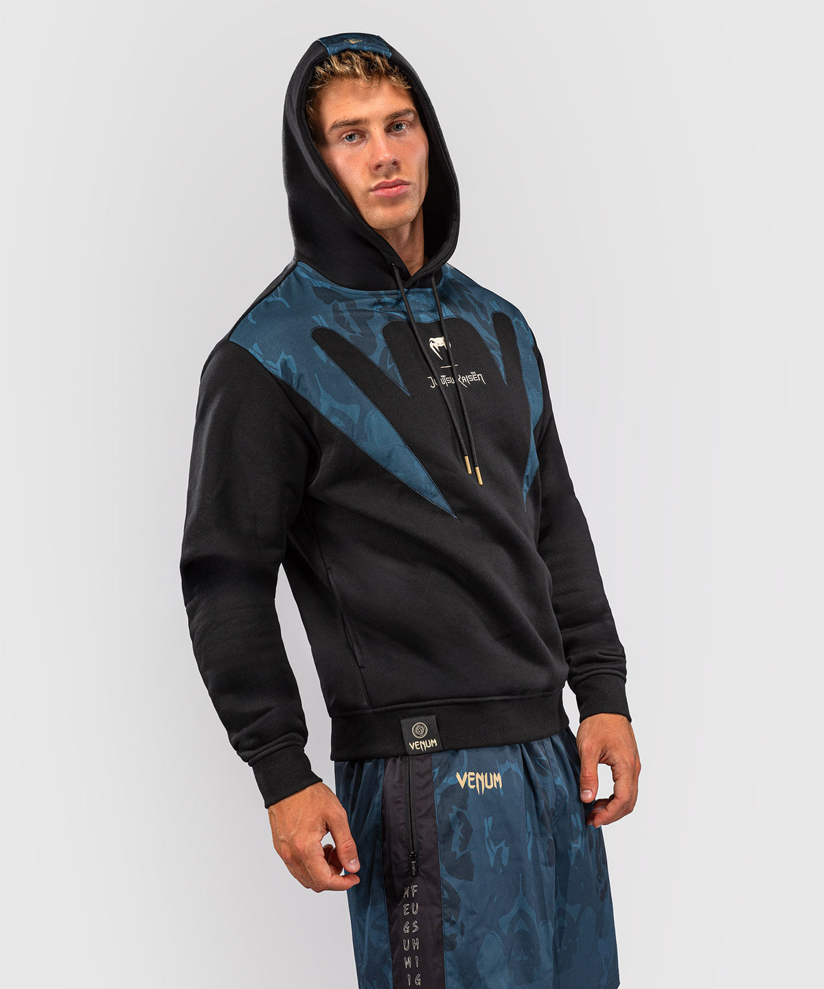 Jujutsu Kaisen x Venum Fushiguro Hoodie – Ozeangrün