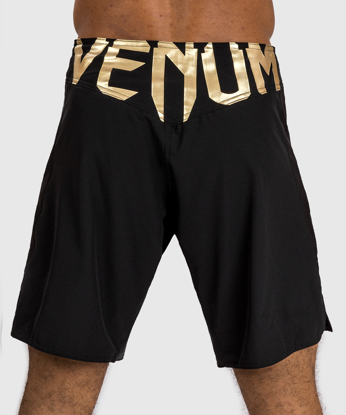 Venum Light 5.0 Fightshorts - Black/Gold