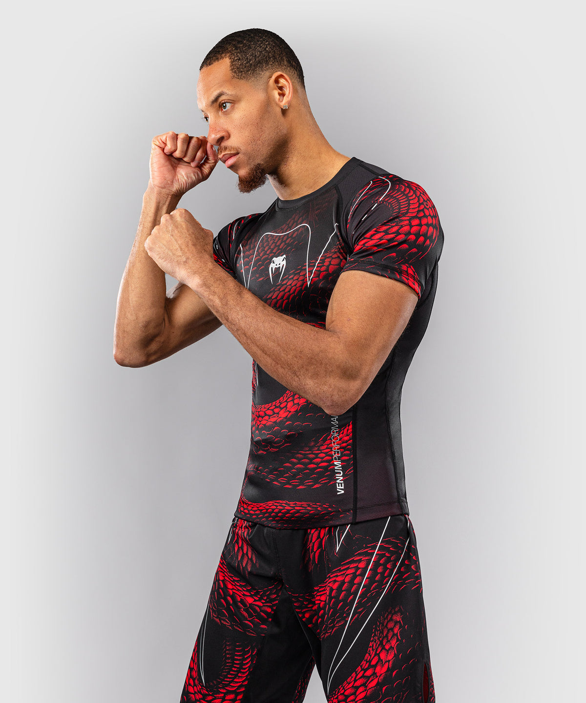 Rashguard à Manches Courtes Venum Matupa - Noir/Rouge/Argent