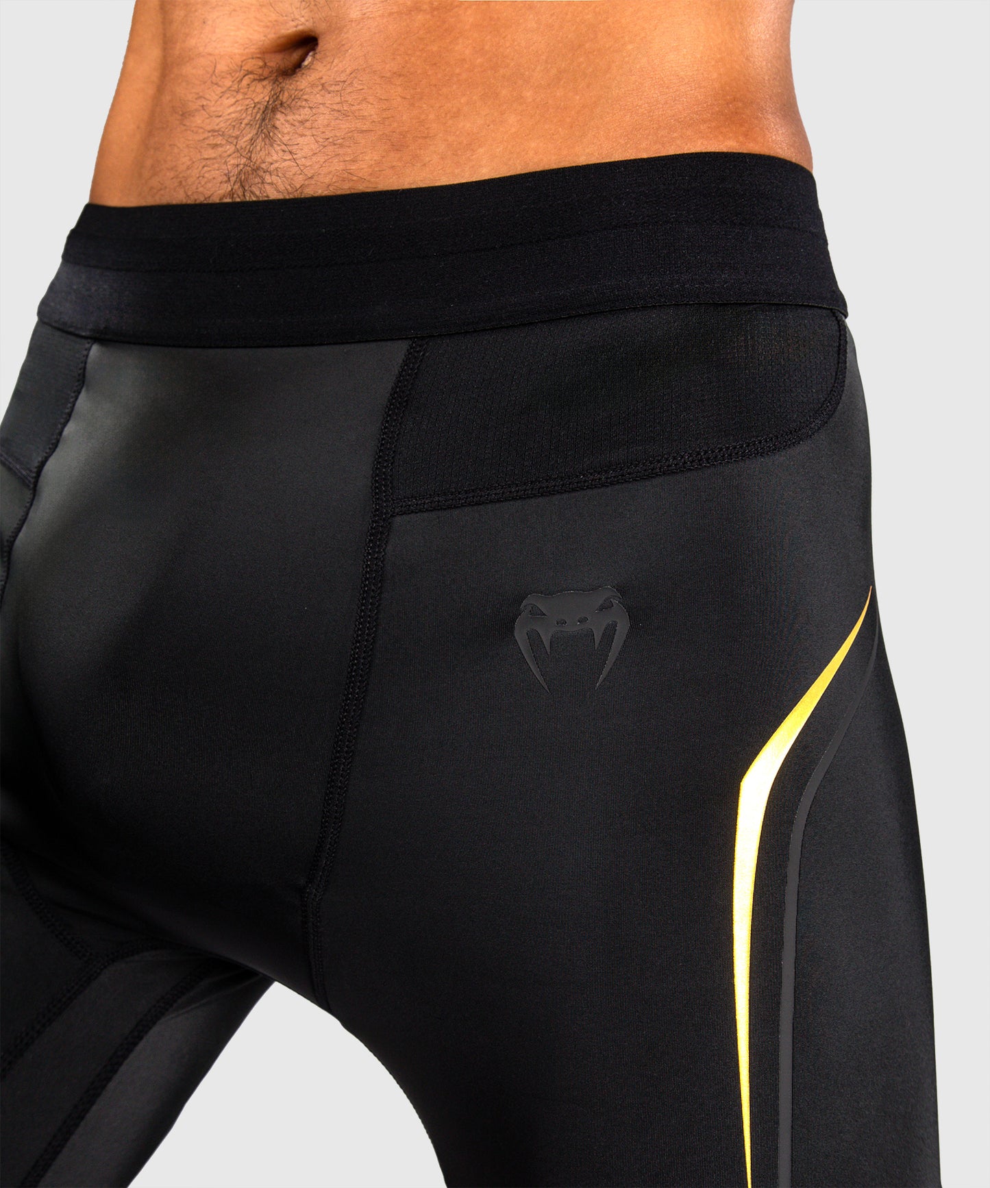 Venum G-Core Vale Tudo Shorts - Black/Gold