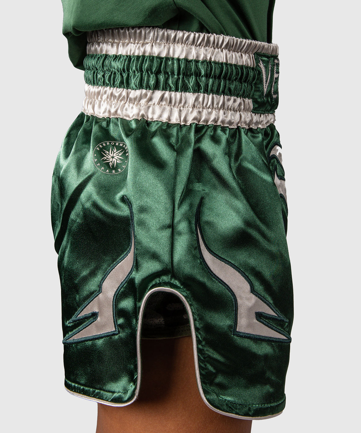 Short de Muay Thaï Venum Inferno – Vert Forêt/ Blanc Cassé