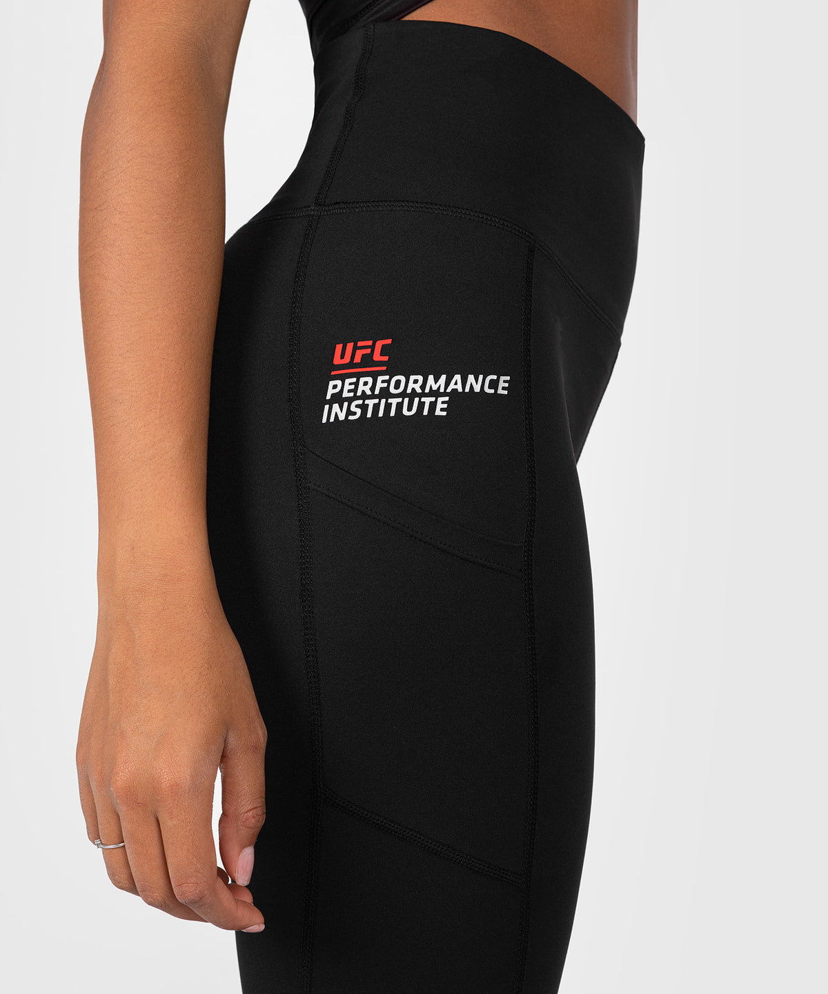 UFC Venum Performance Institute 2.0 Performance Tight da Donna - Nero/Rosso