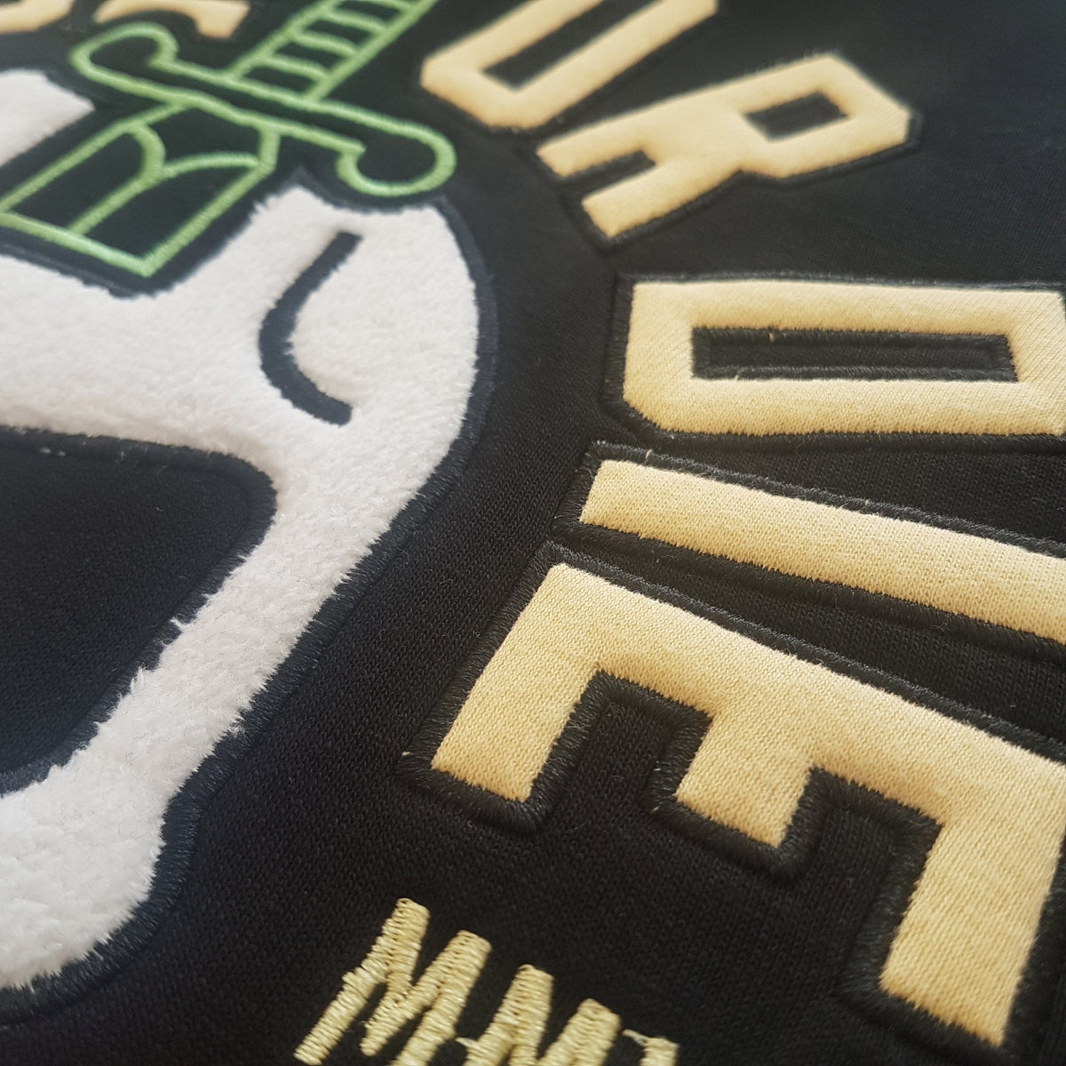 Pride Or Die Stay Sharp Sweatshirt - Schwarz