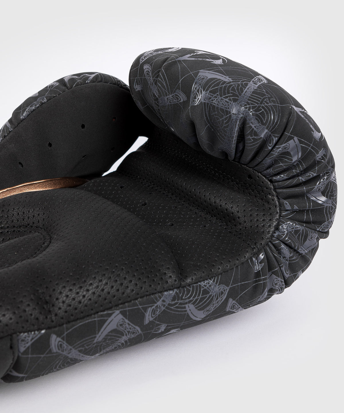 Venum Assassin's Creed Reloaded Boxhandschuhe - Schwarz