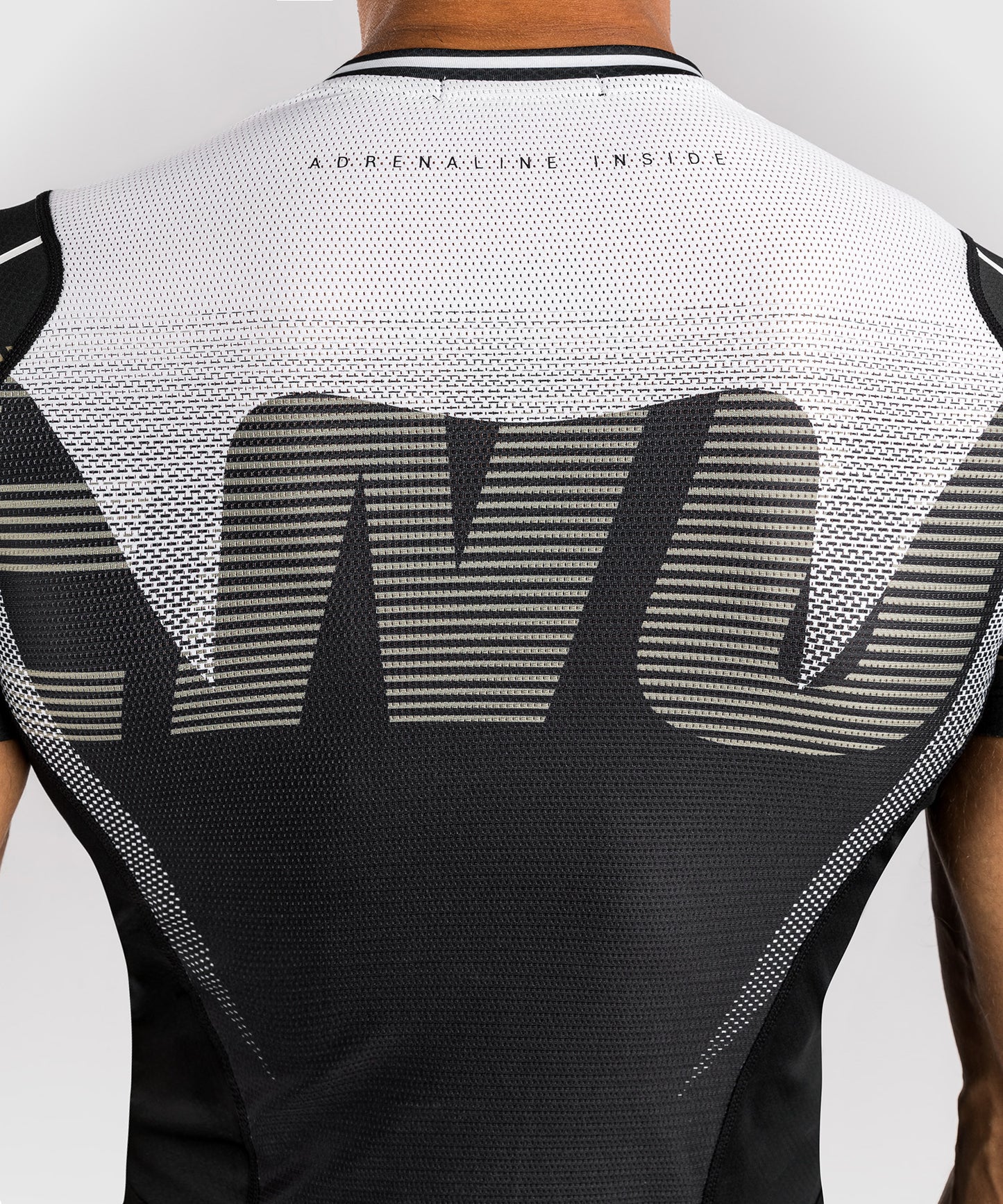Rashguard Manches Courtes Venum Adrenaline – Noir/Sable