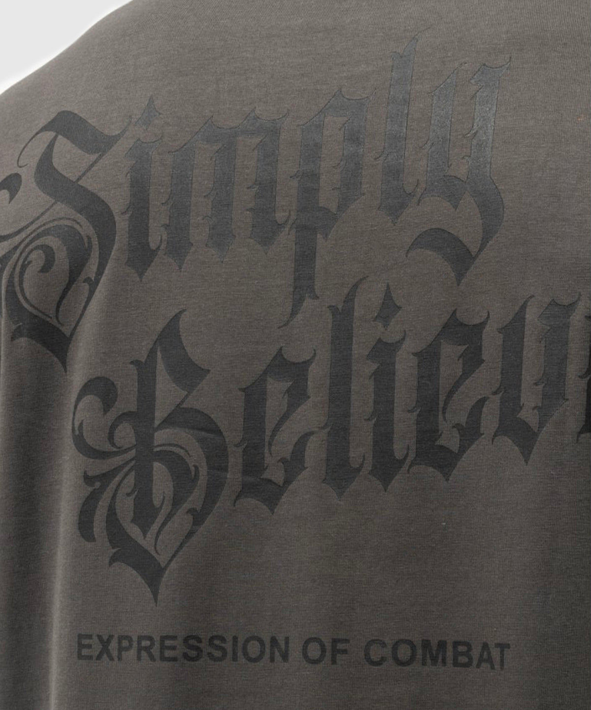 T-shirt Tapout Simply Believe - Gris