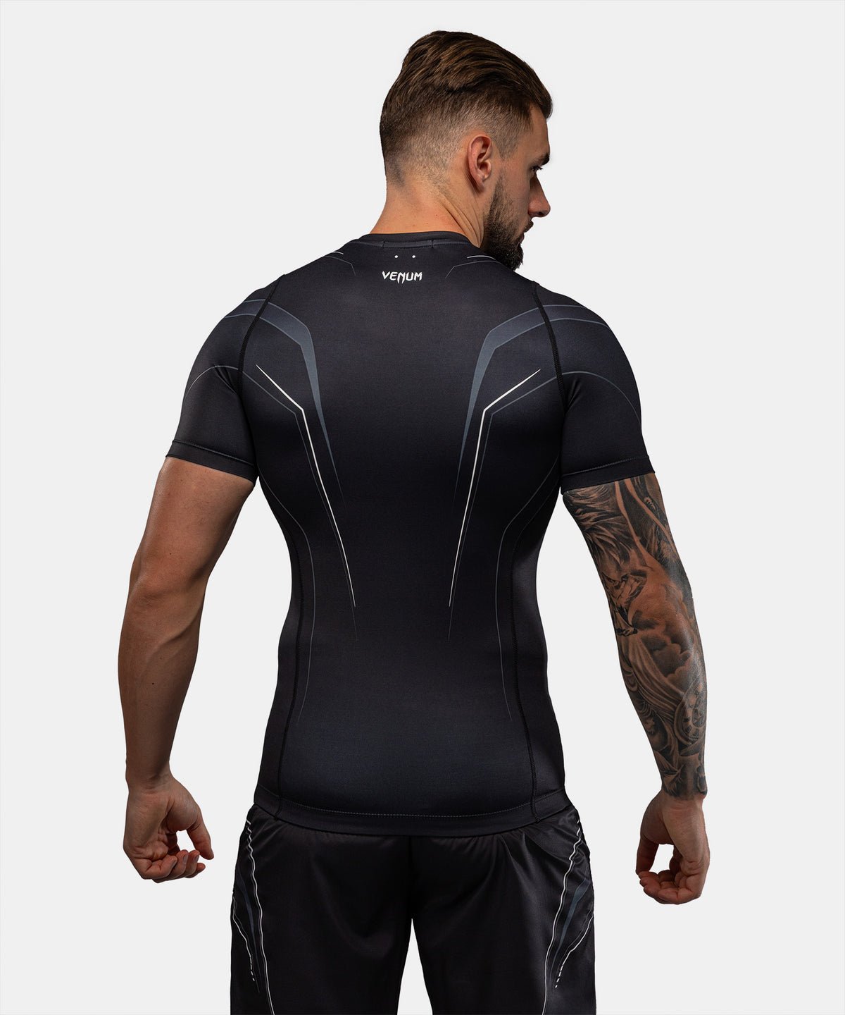 Venum Streamline Rashguard a Maniche Corte – Nero/Bianco