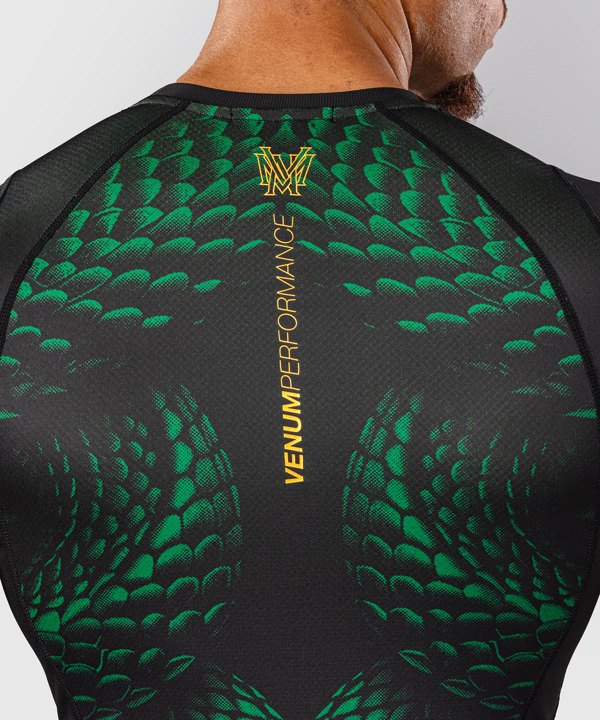 Venum Matupa Rashguard Manga Corta - Negro/Verde/Oro
