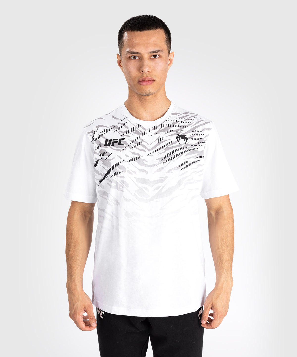 UFC Fusion by Venum Replica Herren Kurzarm T-Shirt - Weiß