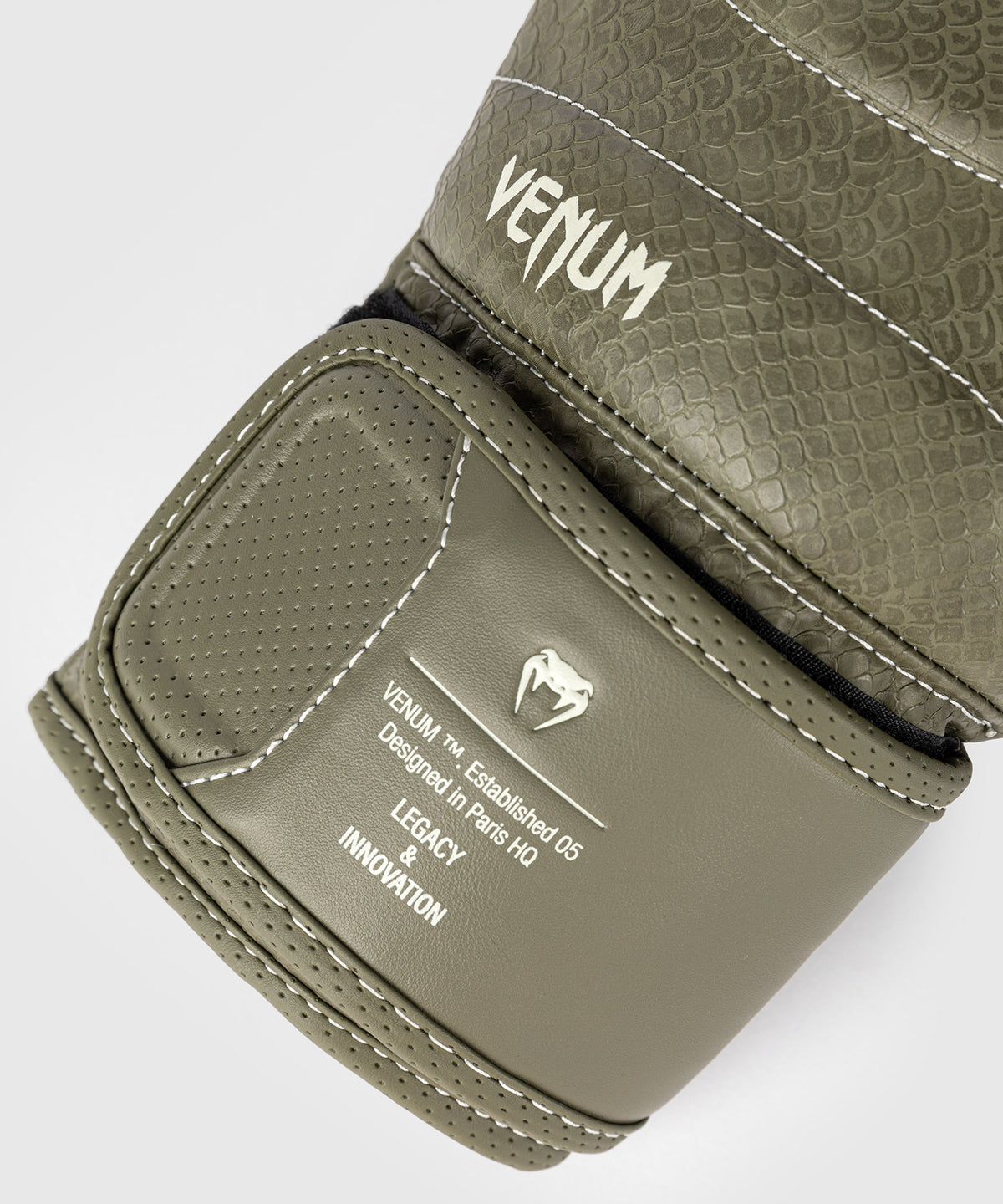 Venum Impact Evo Scales Boxhandschuhe – Armeegrün